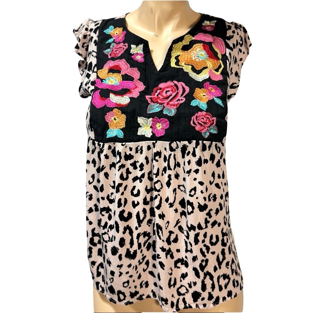 Savanna Jane Peasant Top Embroidered Pink Leopard Floral Women's Size M Medium